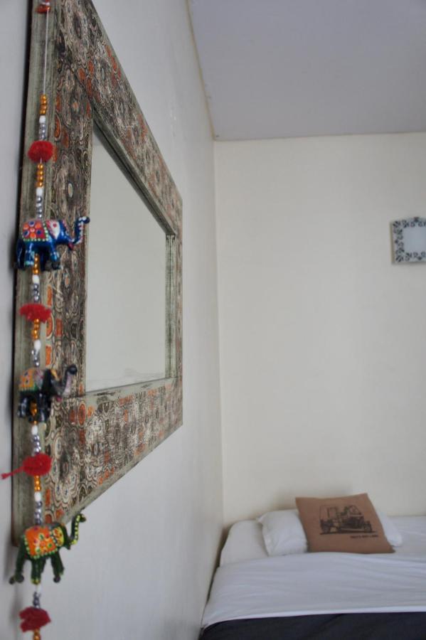 Bed And Chai - Boutique Stay & Tours New Delhi Eksteriør bilde